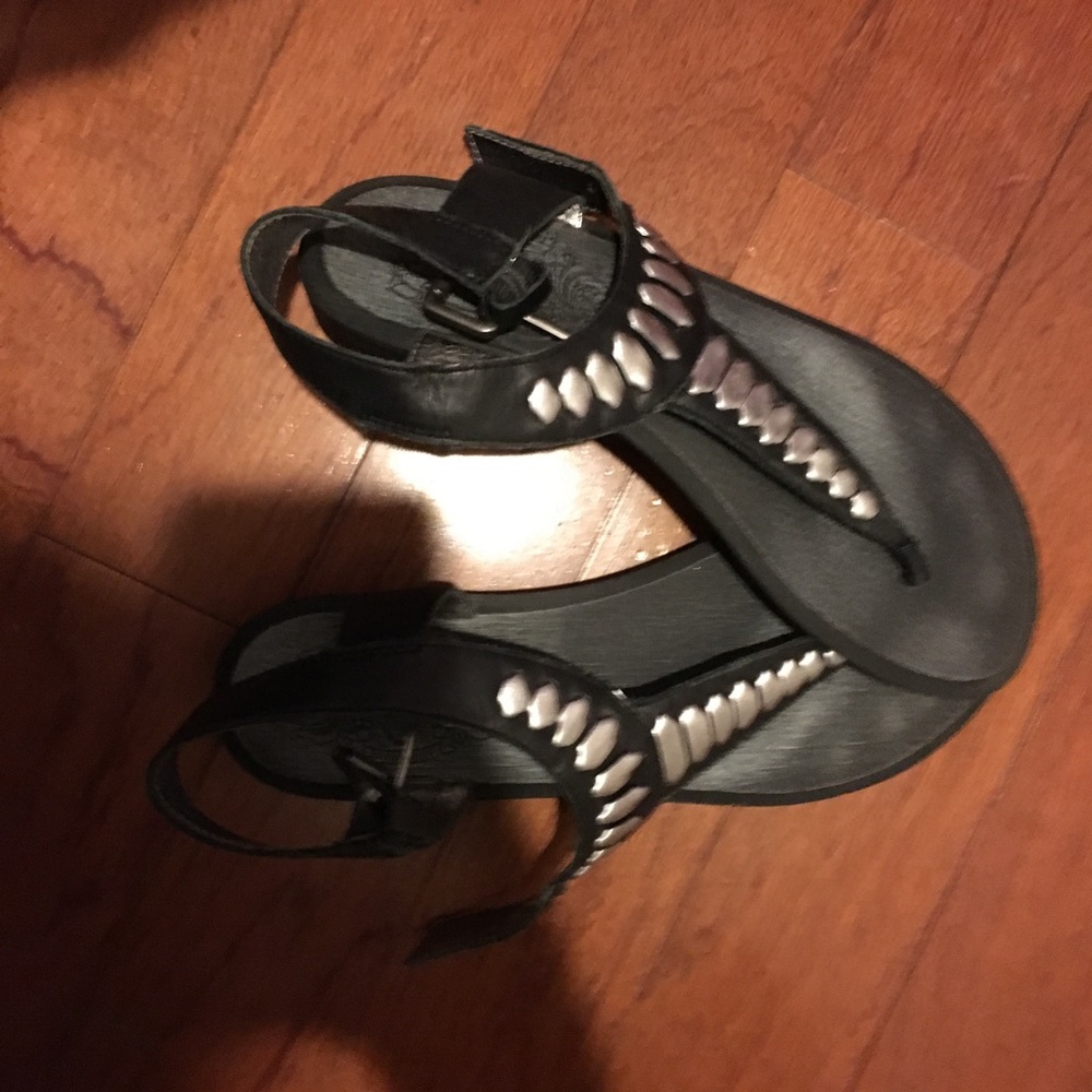 Nine West sandals size 8